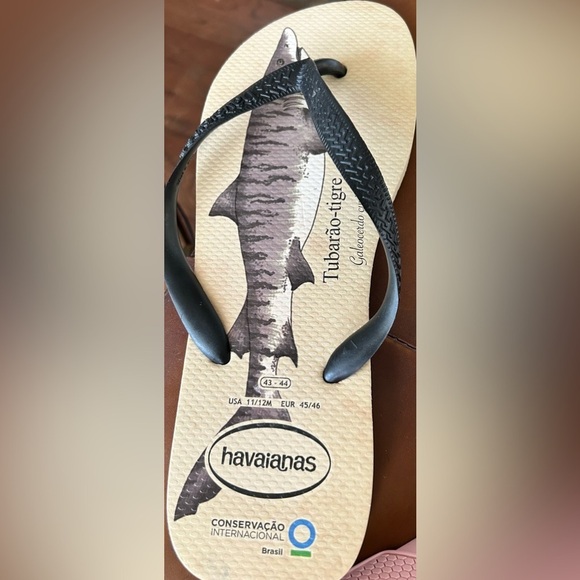 NWOT HAVAIANAS INTERNATIONAL CONSERVATIVE FLIP-FLOP SANDAL, STRAW BEIGE/BLACK - Picture 5 of 6
